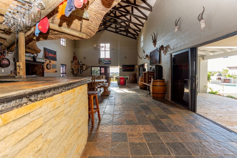 13 Bedroom Property for Sale in Olifantskop Western Cape